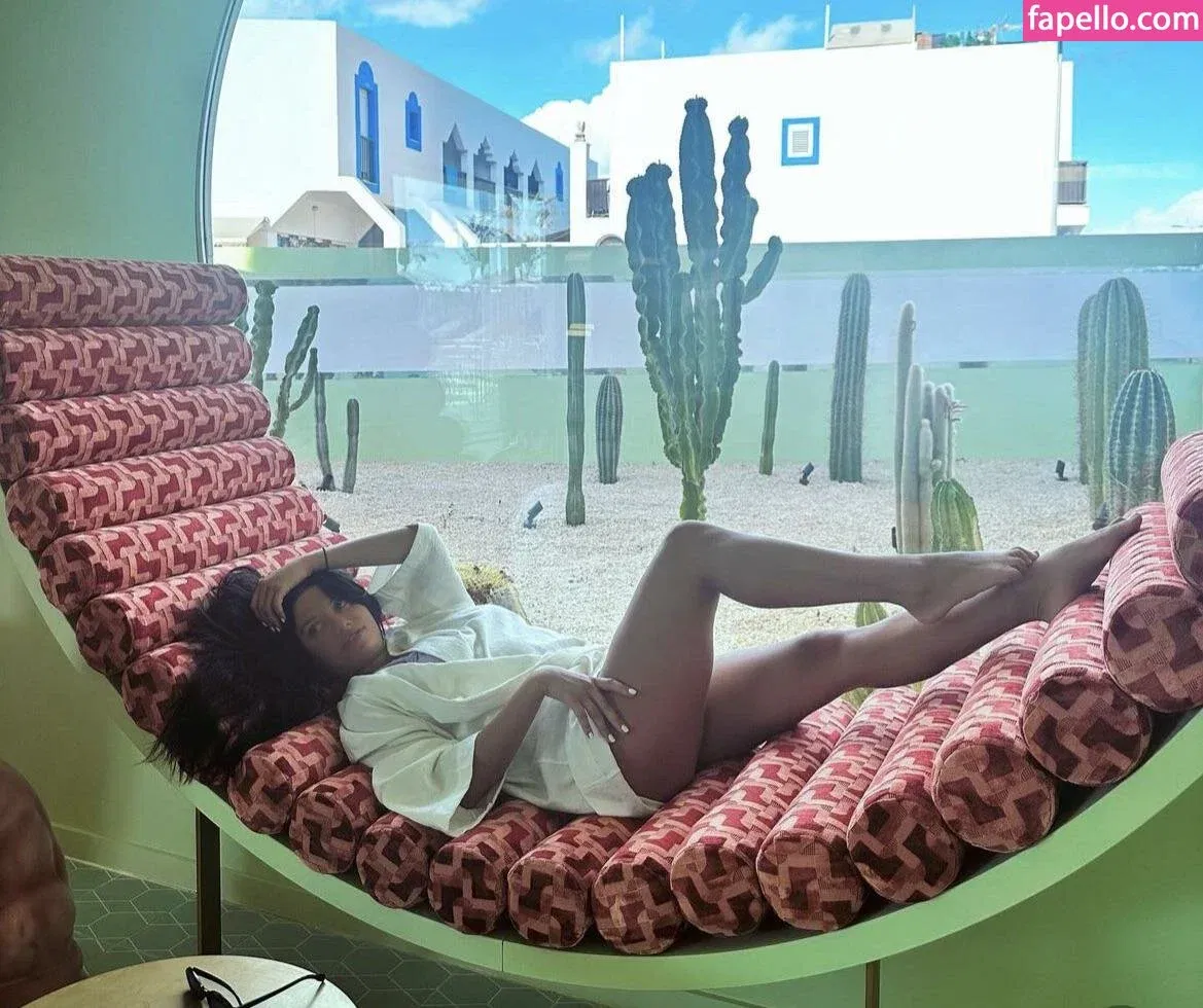 Cynthia Stephane Khalifeh Onlyfans Photo Gallery 