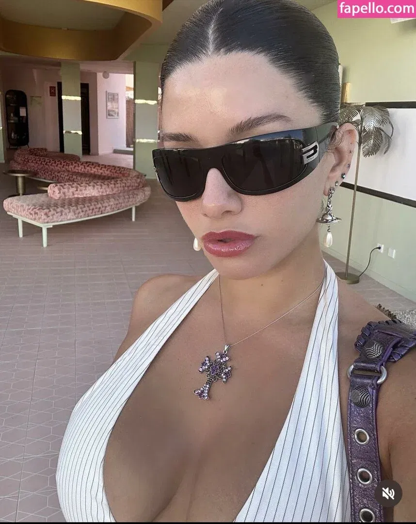 Cynthia Stephane Khalifeh Onlyfans Photo Gallery 