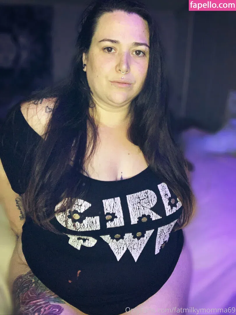 fatmilkymomma69 Onlyfans Photo Gallery 
