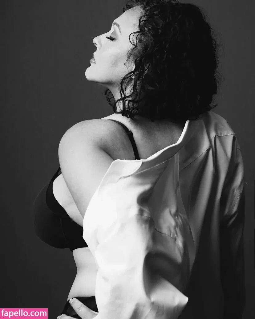 giablaze Onlyfans Photo Gallery 