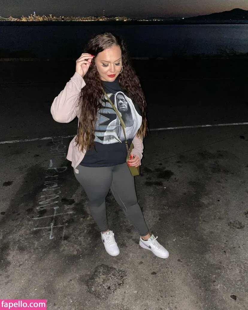 giablaze Onlyfans Photo Gallery 