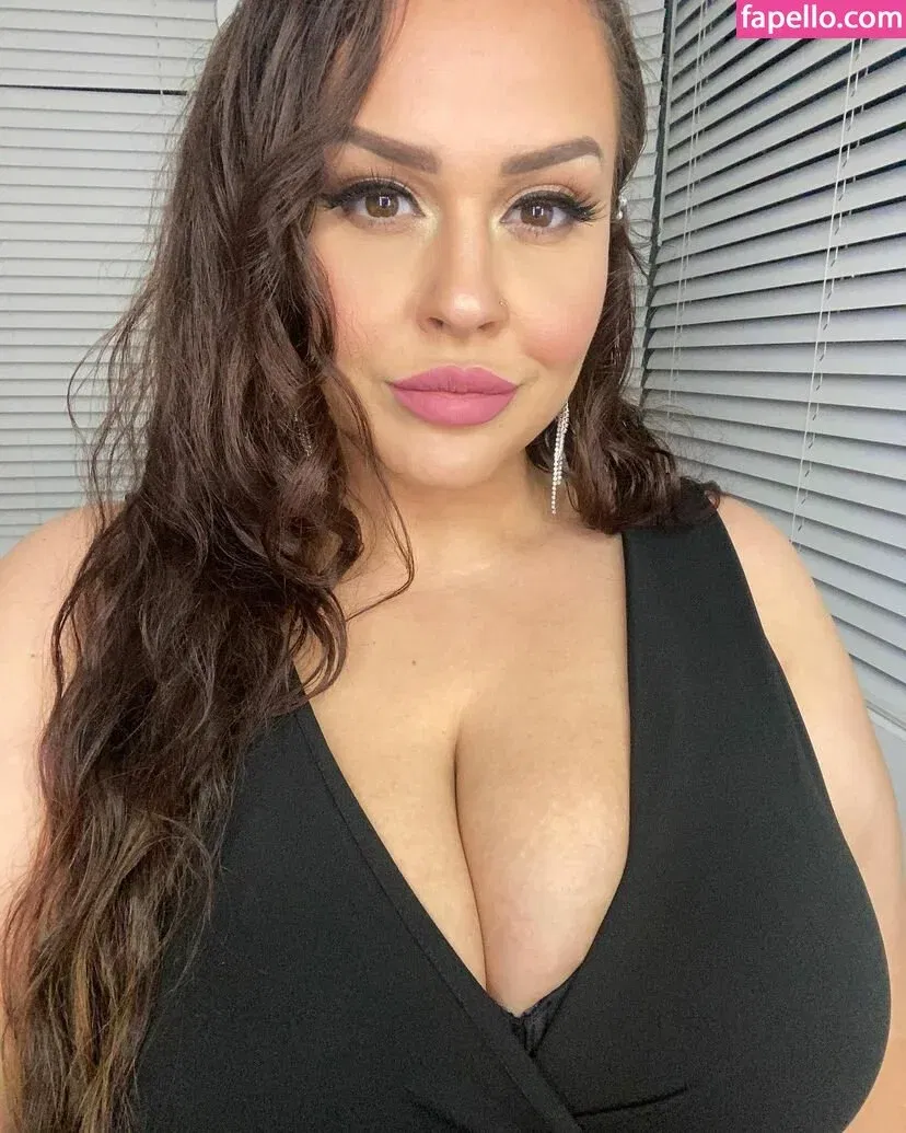 giablaze Onlyfans Photo Gallery 