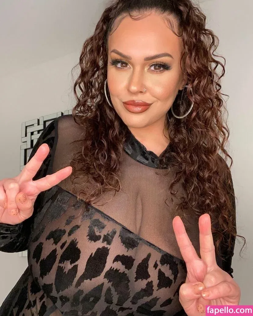 giablaze Onlyfans Photo Gallery 