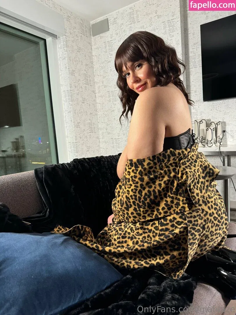 giablaze Onlyfans Photo Gallery 