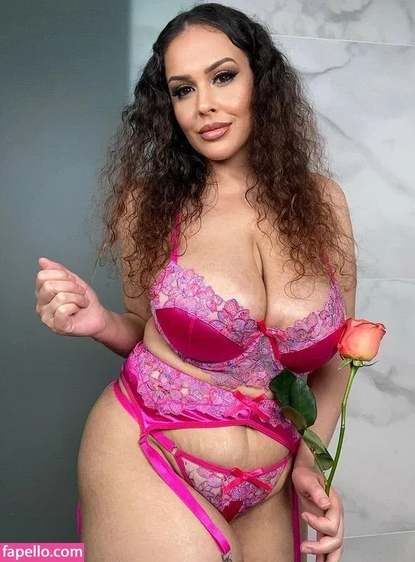 giablaze Onlyfans Photo Gallery 