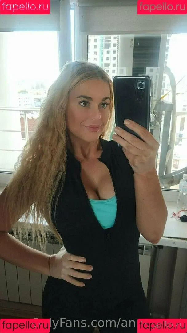 annagreat Onlyfans Photo Gallery 