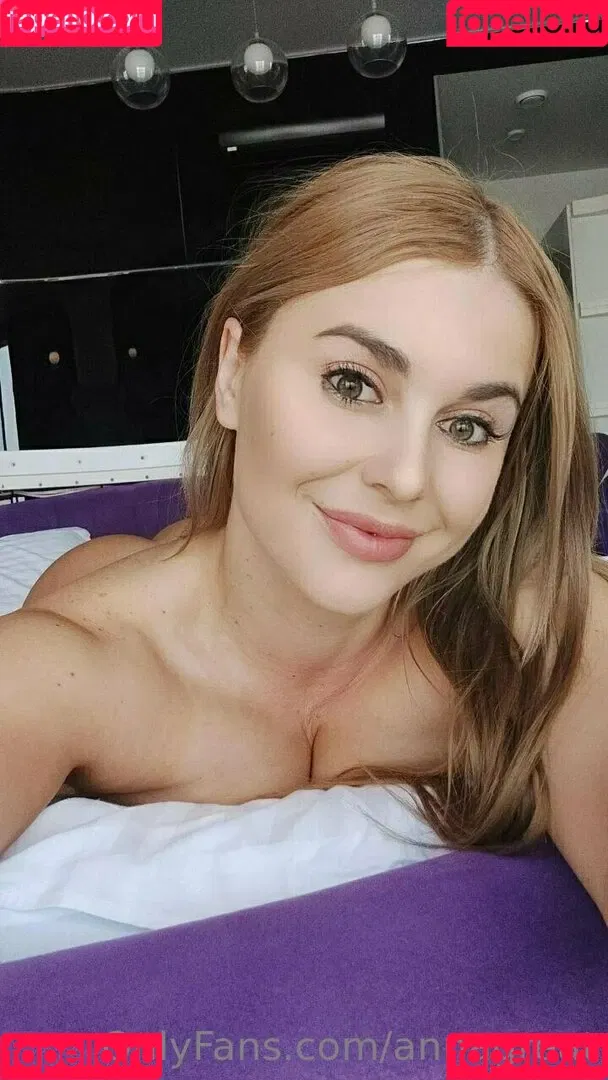 annagreat Onlyfans Photo Gallery 