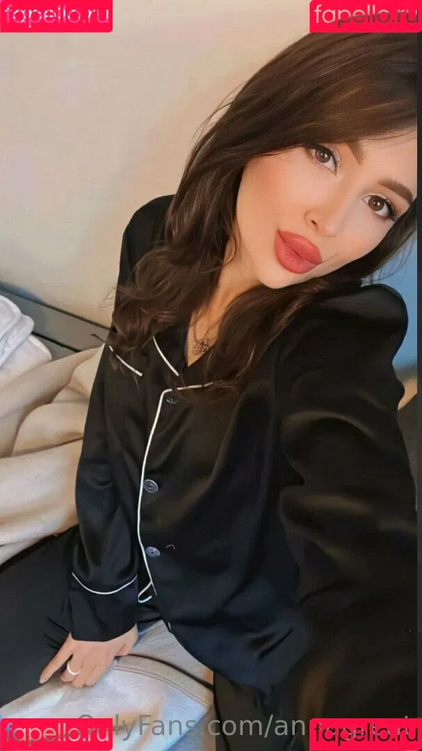 annagreat Onlyfans Photo Gallery 