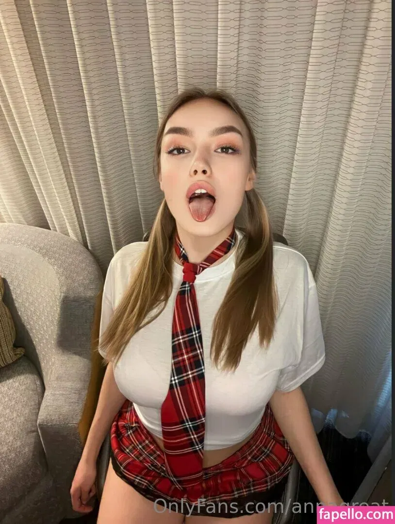 annagreat Onlyfans Photo Gallery 