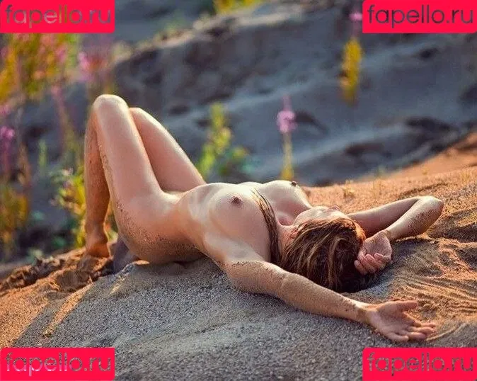 Sensual Reem Onlyfans Photo Gallery 