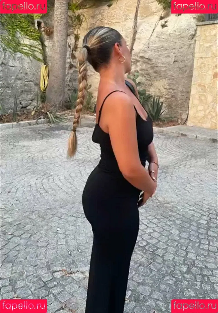 Victoria Sophie Onlyfans Photo Gallery 