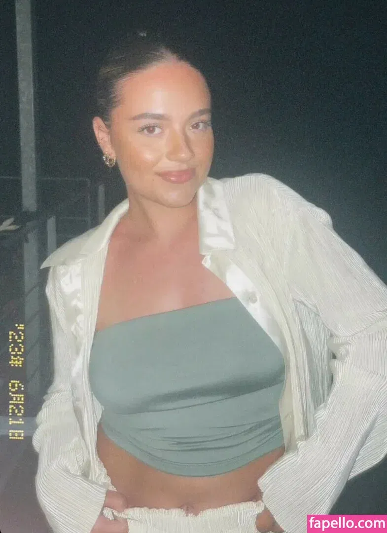 Victoria Sophie Onlyfans Photo Gallery 