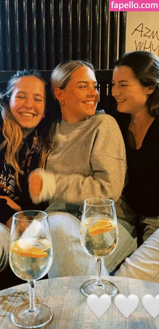 Victoria Sophie Onlyfans Photo Gallery 