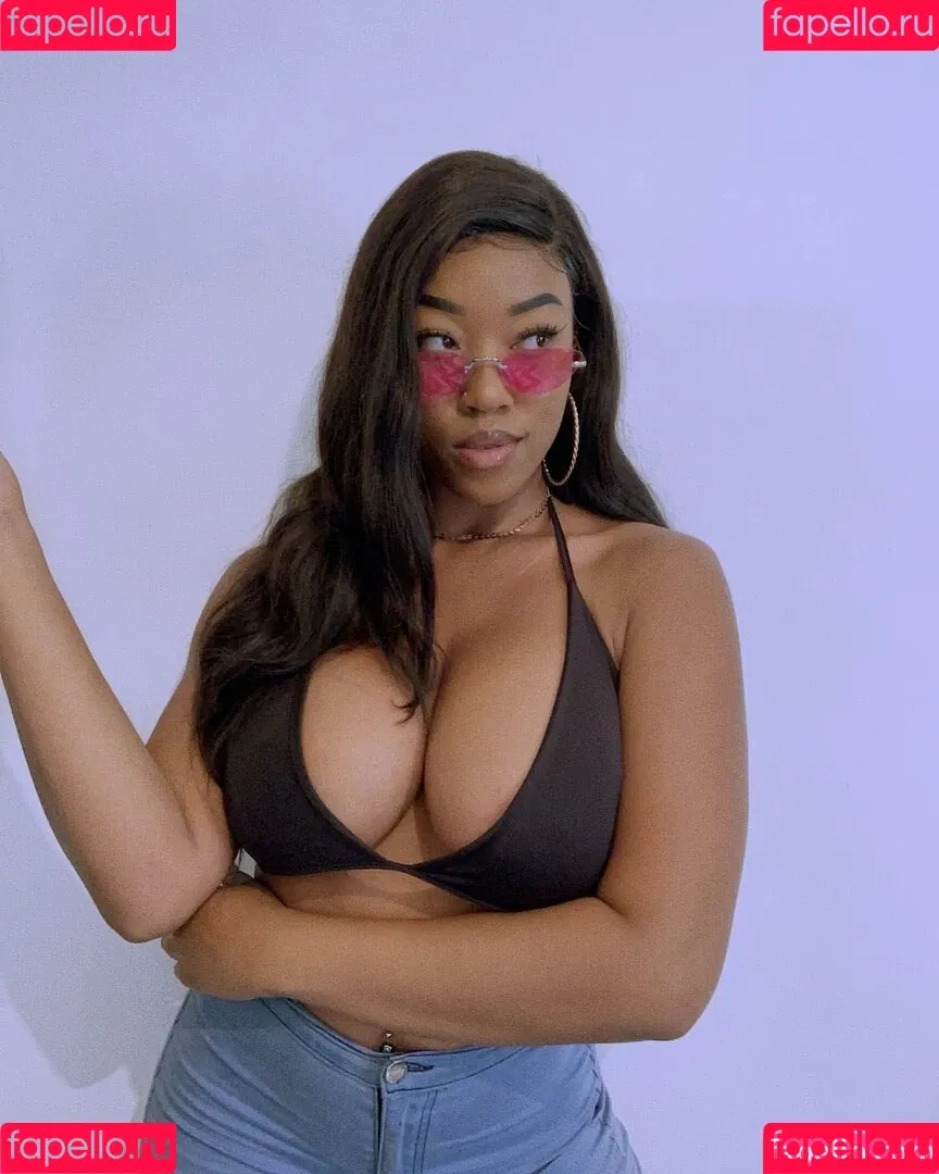 thecleopatraway Onlyfans Photo Gallery 