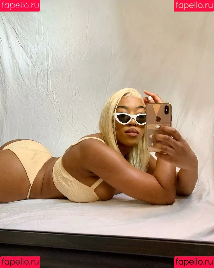 thecleopatraway Onlyfans Photo Gallery 