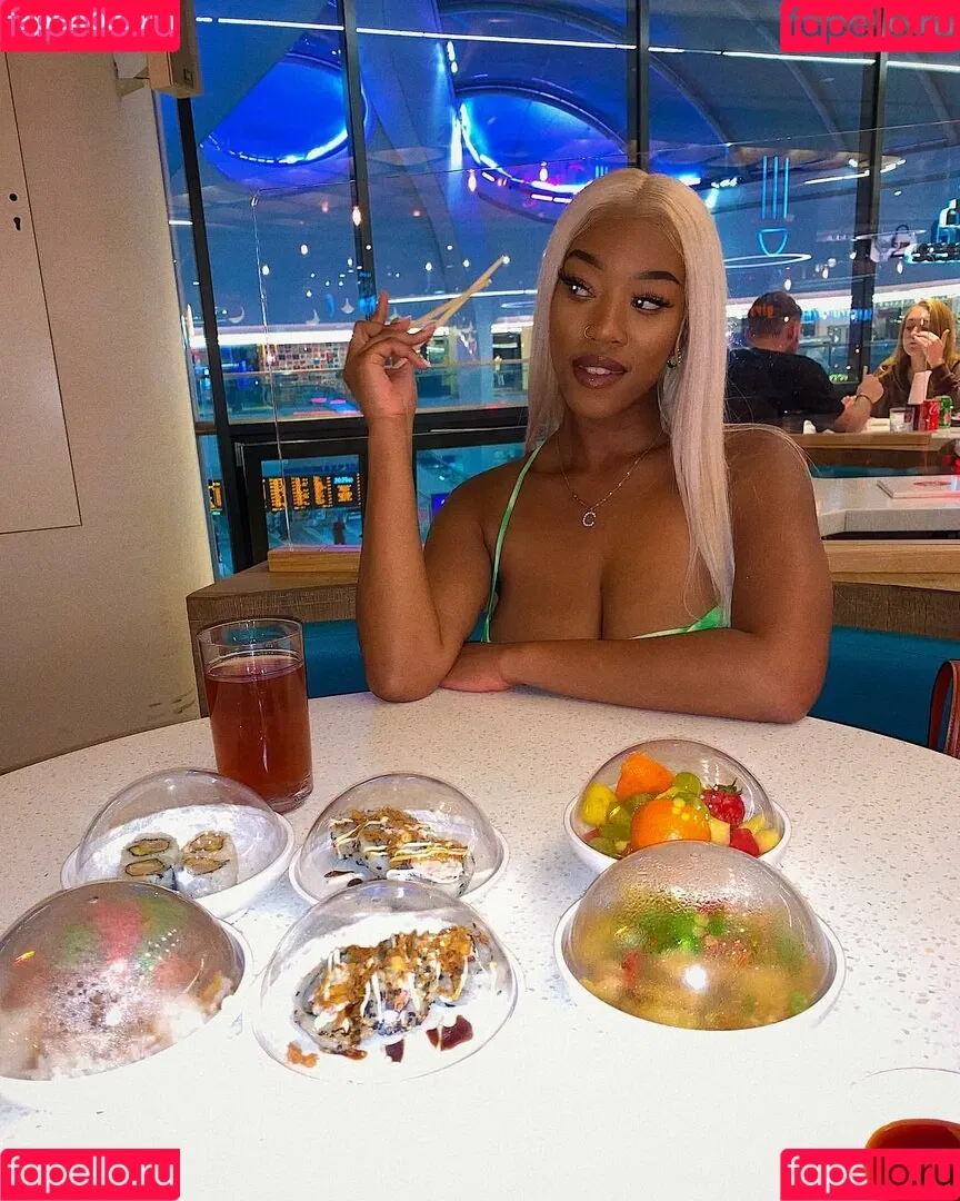 thecleopatraway Onlyfans Photo Gallery 