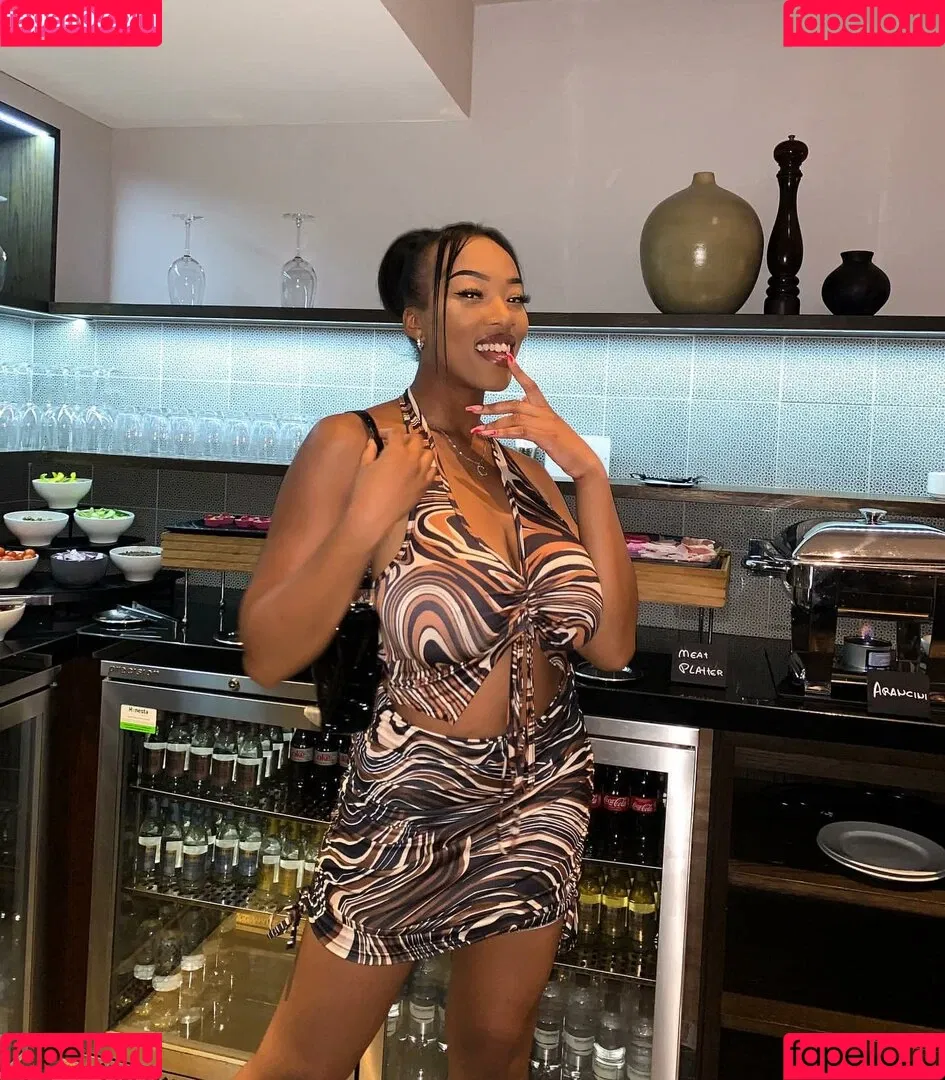thecleopatraway Onlyfans Photo Gallery 