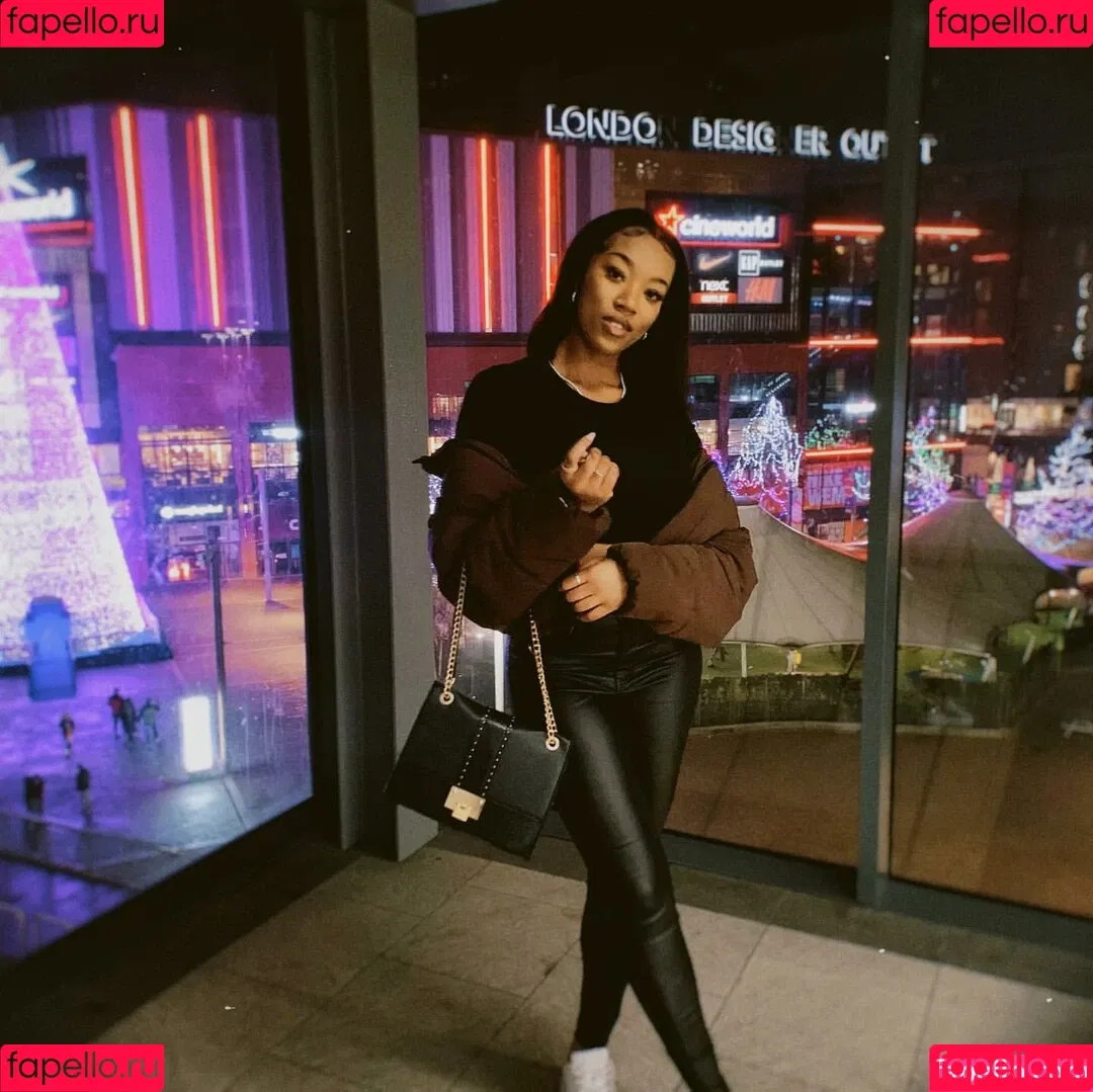thecleopatraway Onlyfans Photo Gallery 