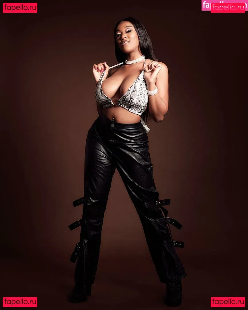 thecleopatraway Onlyfans Photo Gallery 