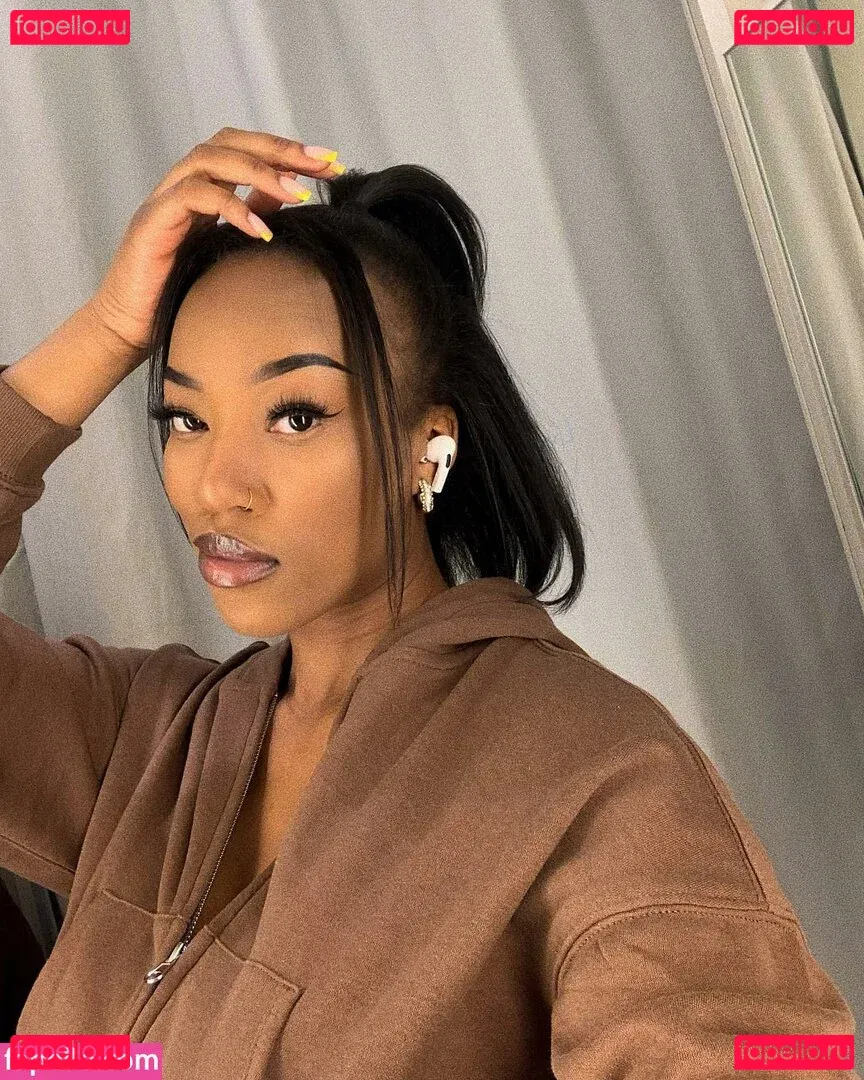 thecleopatraway Onlyfans Photo Gallery 