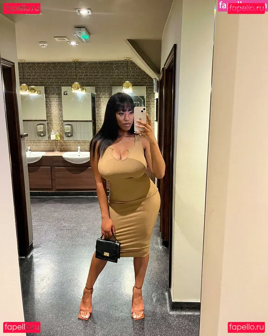 thecleopatraway Onlyfans Photo Gallery 
