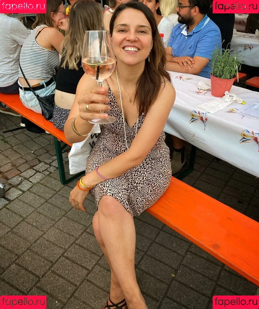 Fatma Mittler Solak Onlyfans Photo Gallery 