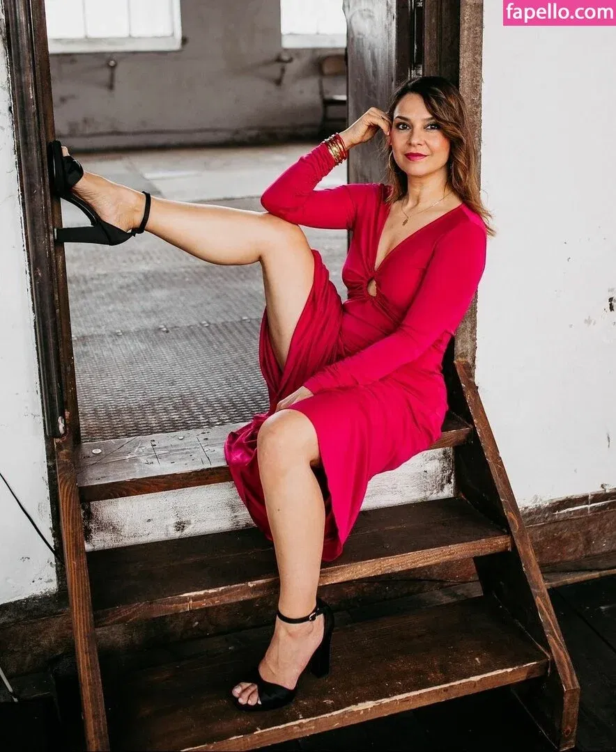 Fatma Mittler Solak Onlyfans Photo Gallery 