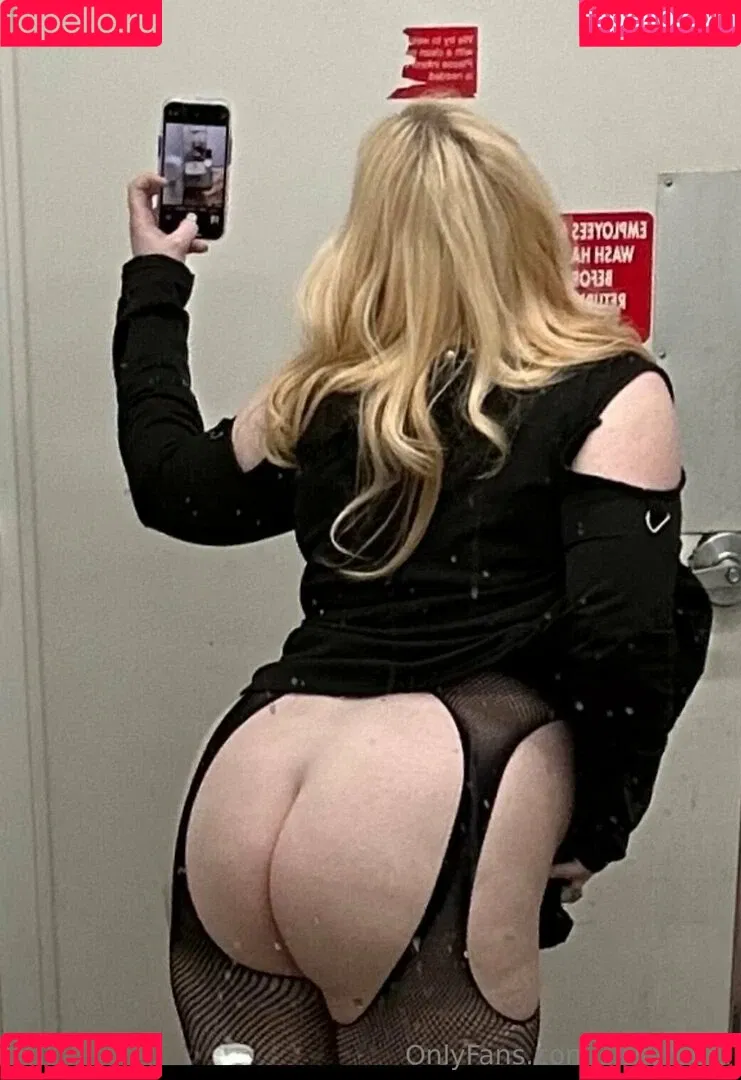 sissyrobin Onlyfans Photo Gallery 
