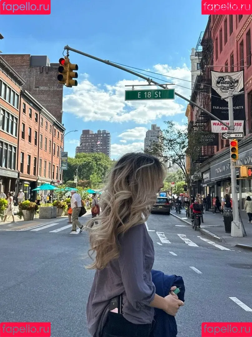 Sam Ko Onlyfans Photo Gallery 