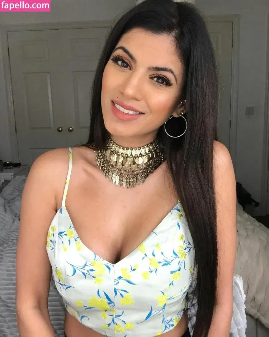 Sureet Kular Onlyfans Photo Gallery 