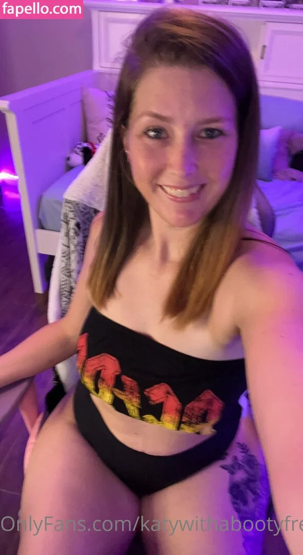 katywithabootyfree Onlyfans Photo Gallery 