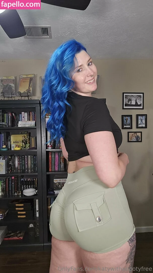 katywithabootyfree Onlyfans Photo Gallery 