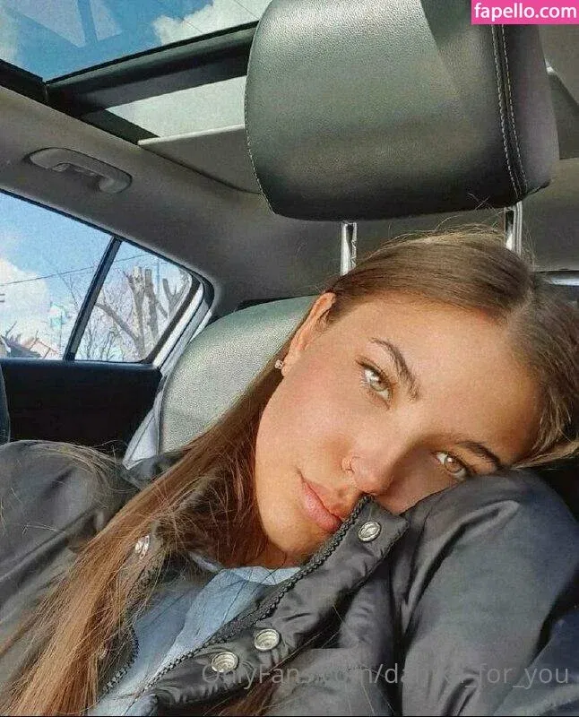 danika_for_you Onlyfans Photo Gallery 