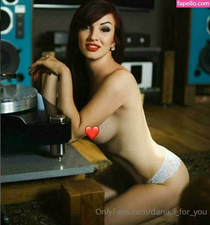 danika_for_you Onlyfans Photo Gallery 