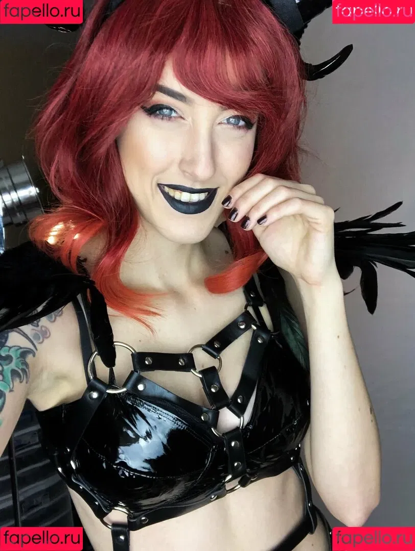 yoemilyreyfree Onlyfans Photo Gallery 