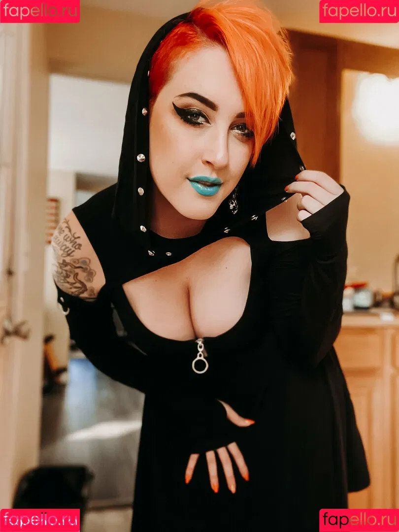 yoemilyreyfree Onlyfans Photo Gallery 