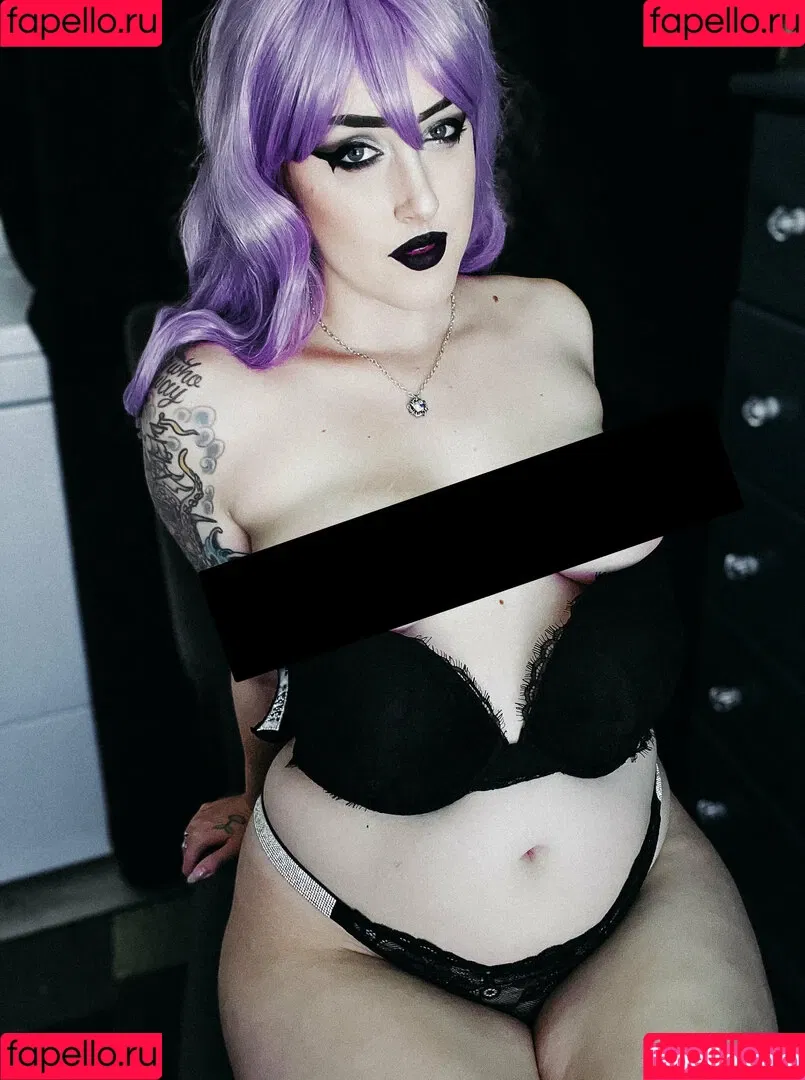 yoemilyreyfree Onlyfans Photo Gallery 