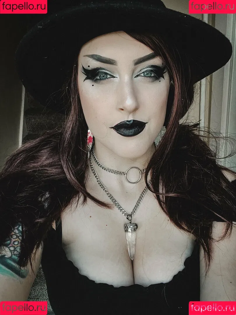 yoemilyreyfree Onlyfans Photo Gallery 