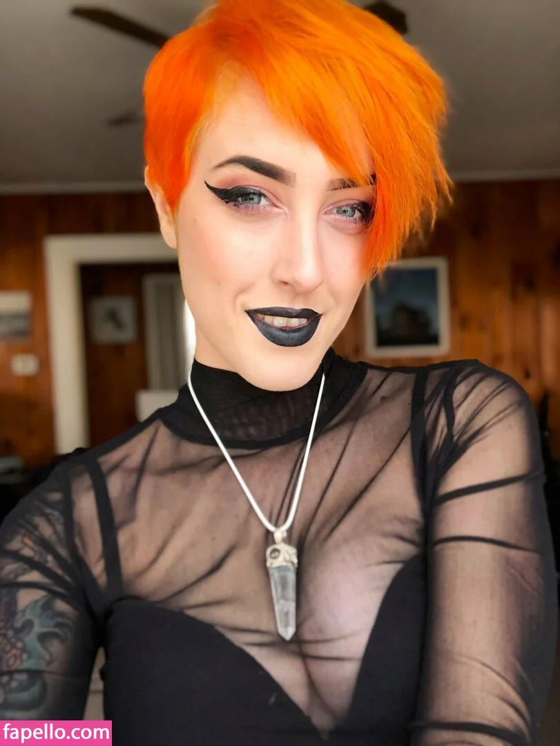 yoemilyreyfree Onlyfans Photo Gallery 