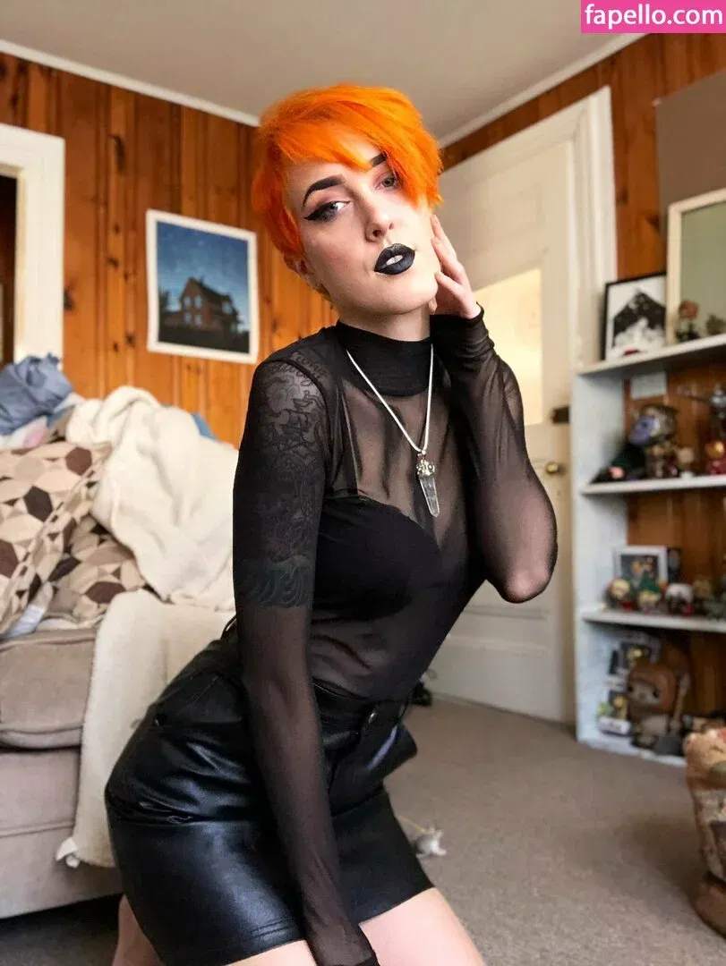 yoemilyreyfree Onlyfans Photo Gallery 