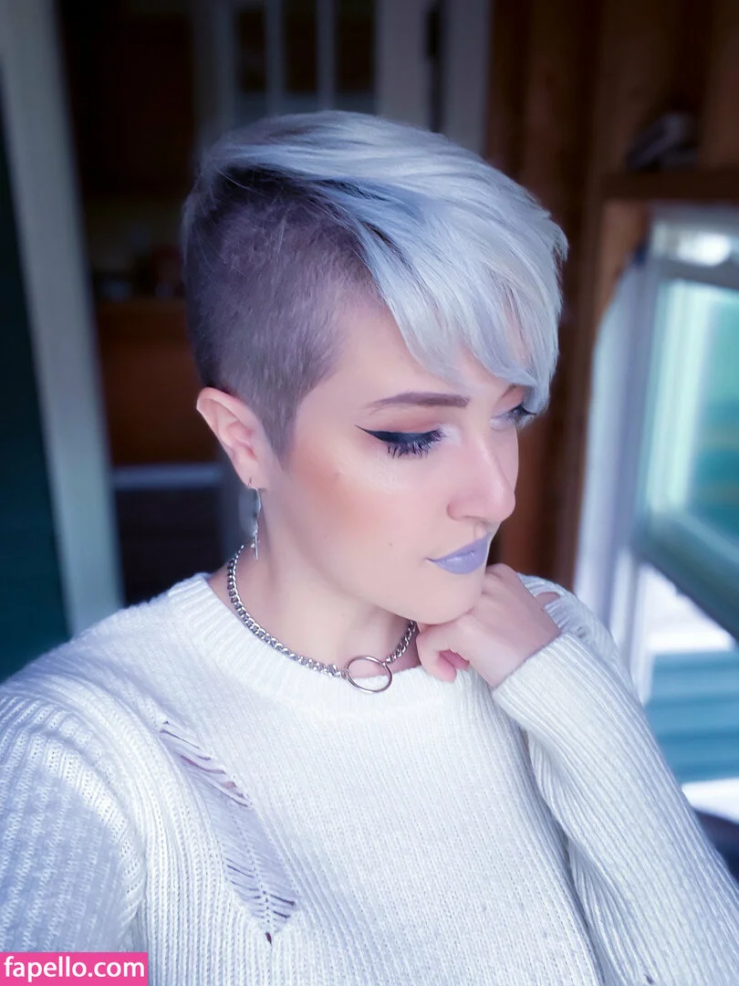 yoemilyreyfree Onlyfans Photo Gallery 