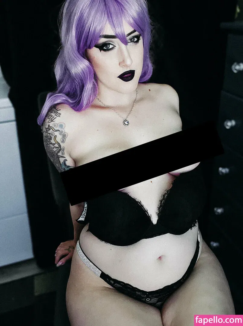 yoemilyreyfree Onlyfans Photo Gallery 