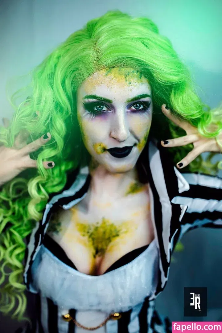 yoemilyreyfree Onlyfans Photo Gallery 