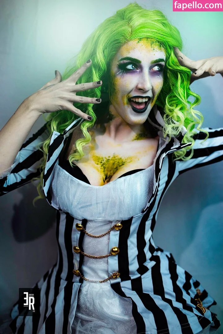 yoemilyreyfree Onlyfans Photo Gallery 