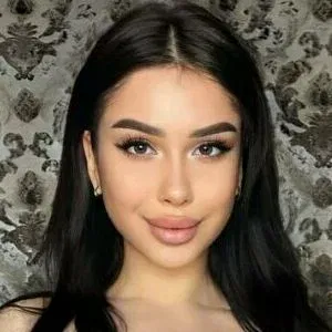 curvy_iris Onlyfans Photo Gallery 