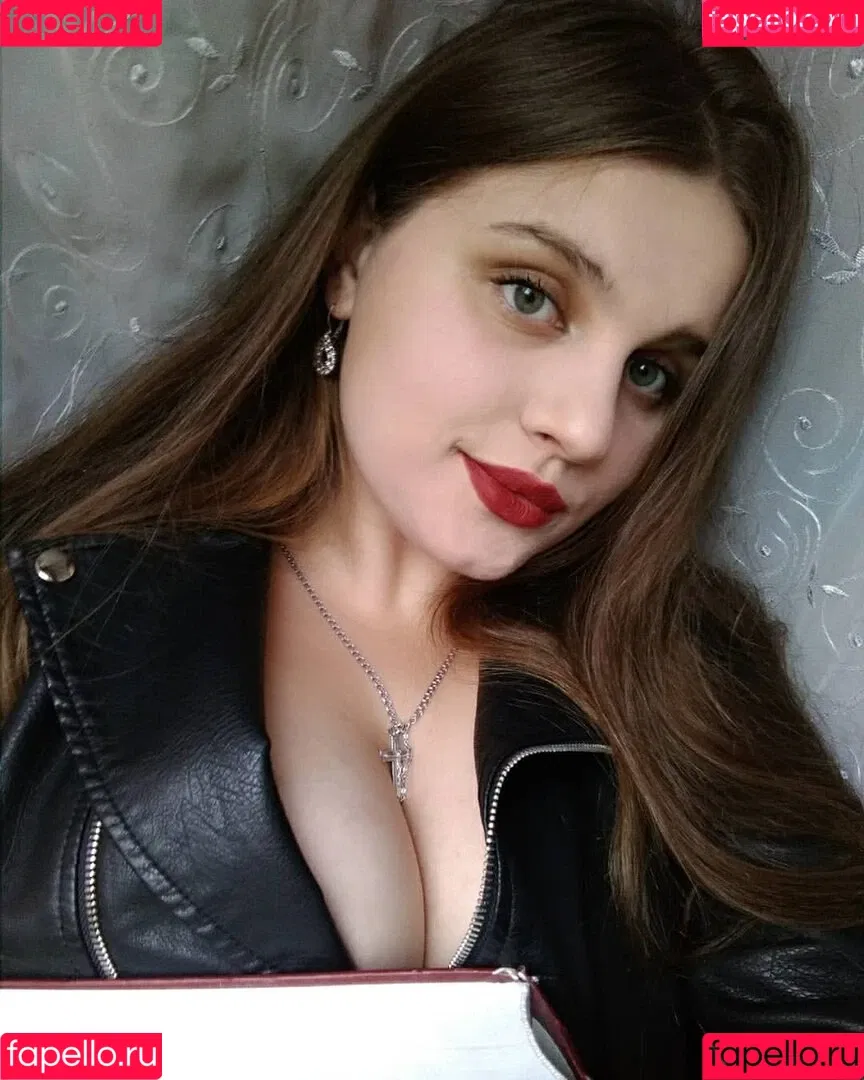 Nadia Onlyfans Photo Gallery 
