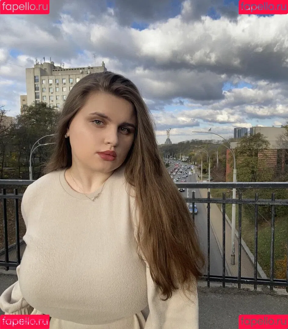 Nadia Onlyfans Photo Gallery 