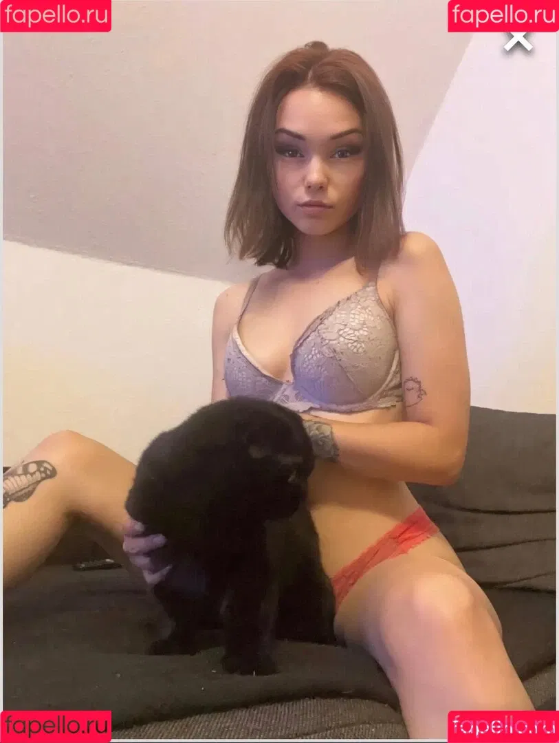 Traumwandler Allegra Onlyfans Photo Gallery 
