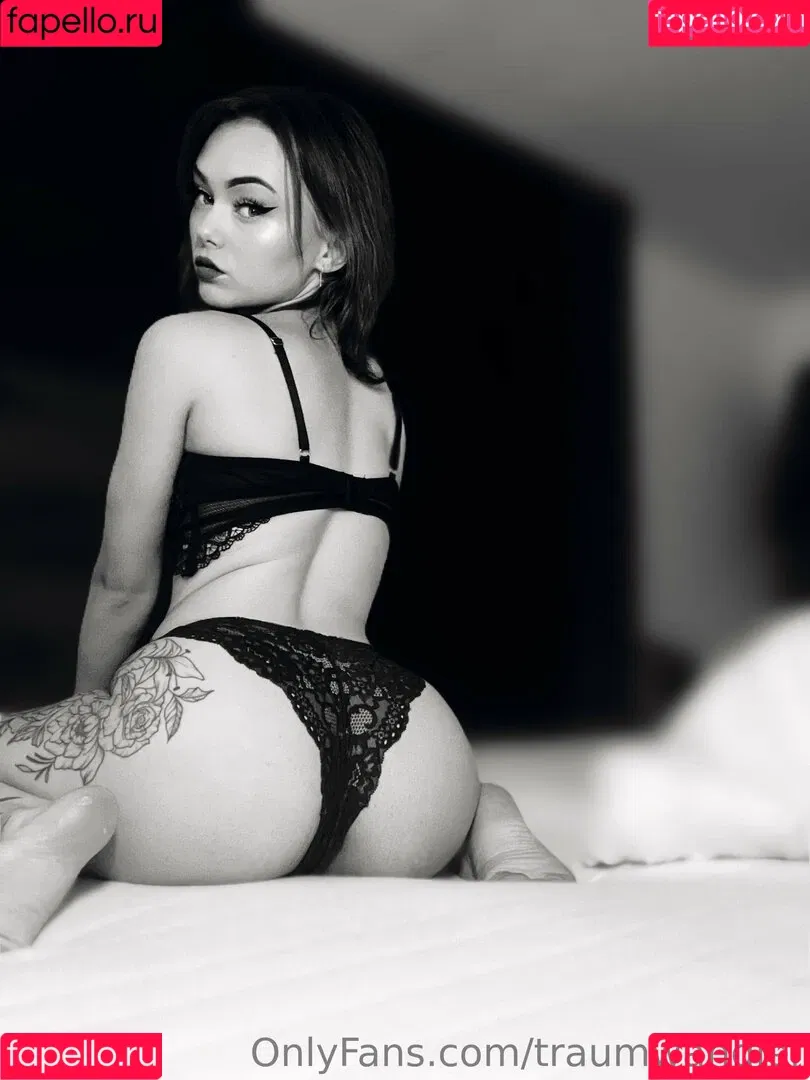 Traumwandler Allegra Onlyfans Photo Gallery 