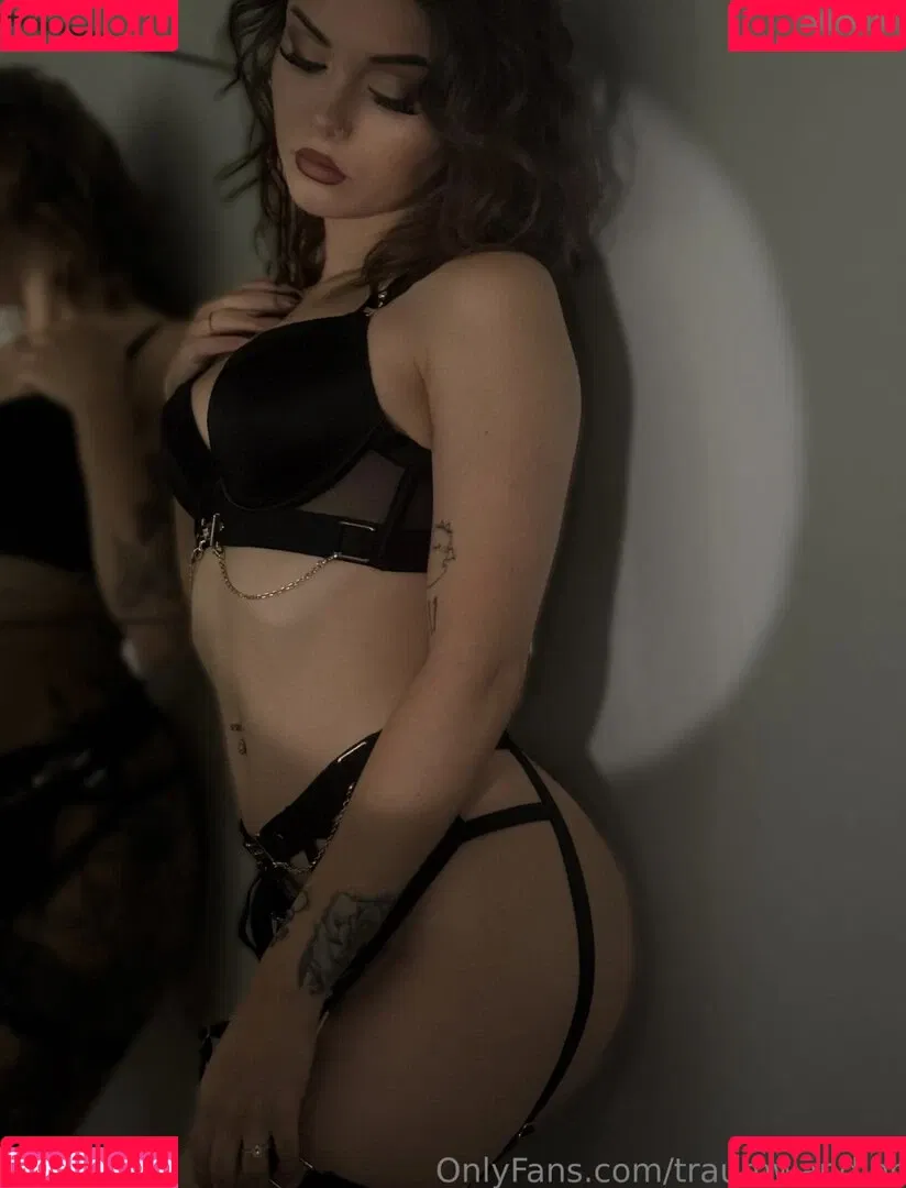 Traumwandler Allegra Onlyfans Photo Gallery 